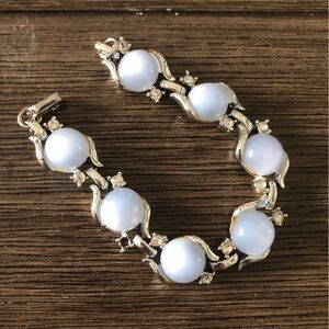 Vintage sliver & white stone linked bracelet